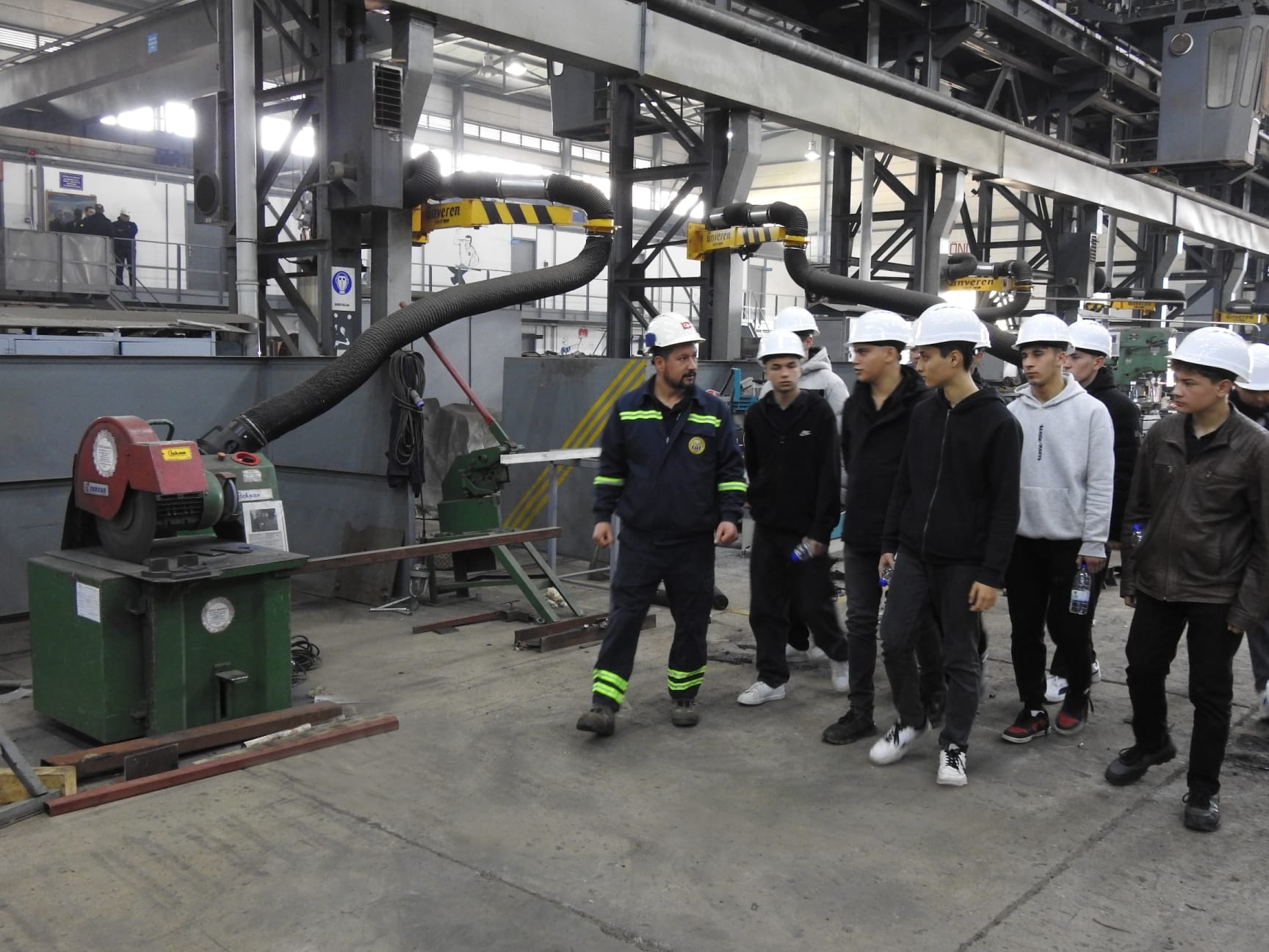 D9E083A7 E269 4A90 98E7 3546557Ea198