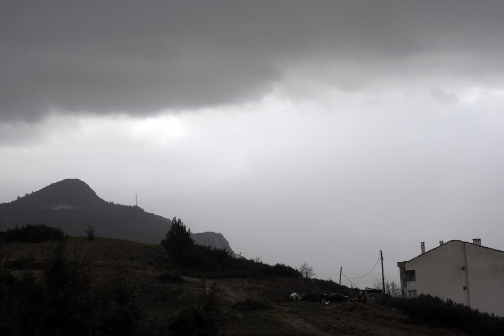 Muğla’ya Afrika’dan Çamur Yağdı (6)