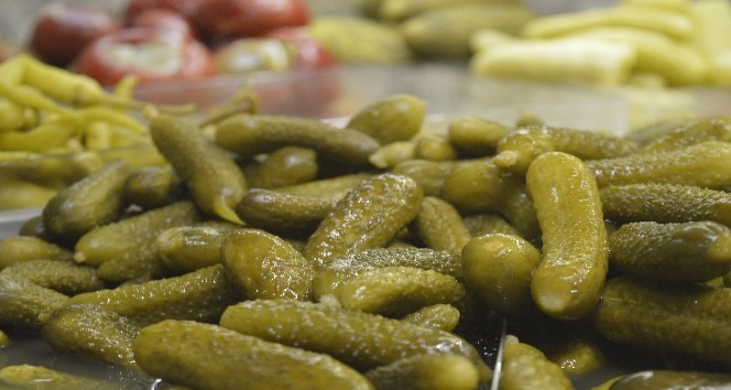 Turşu Kurarken Herkes Aynı Hatayı Yapıyor! Asıl Sır Meğer Tuzdaymış-1