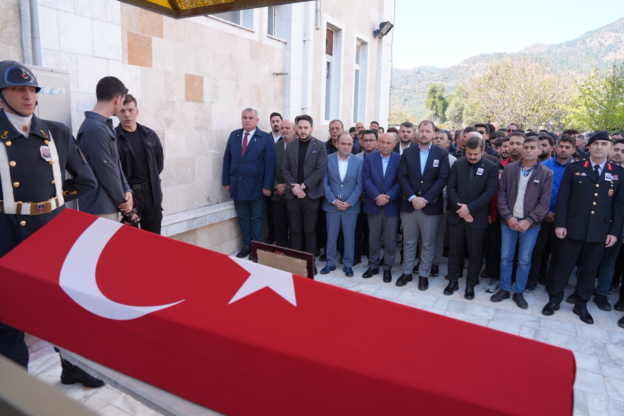 637881668 858641637192633 3027785615084024155 N