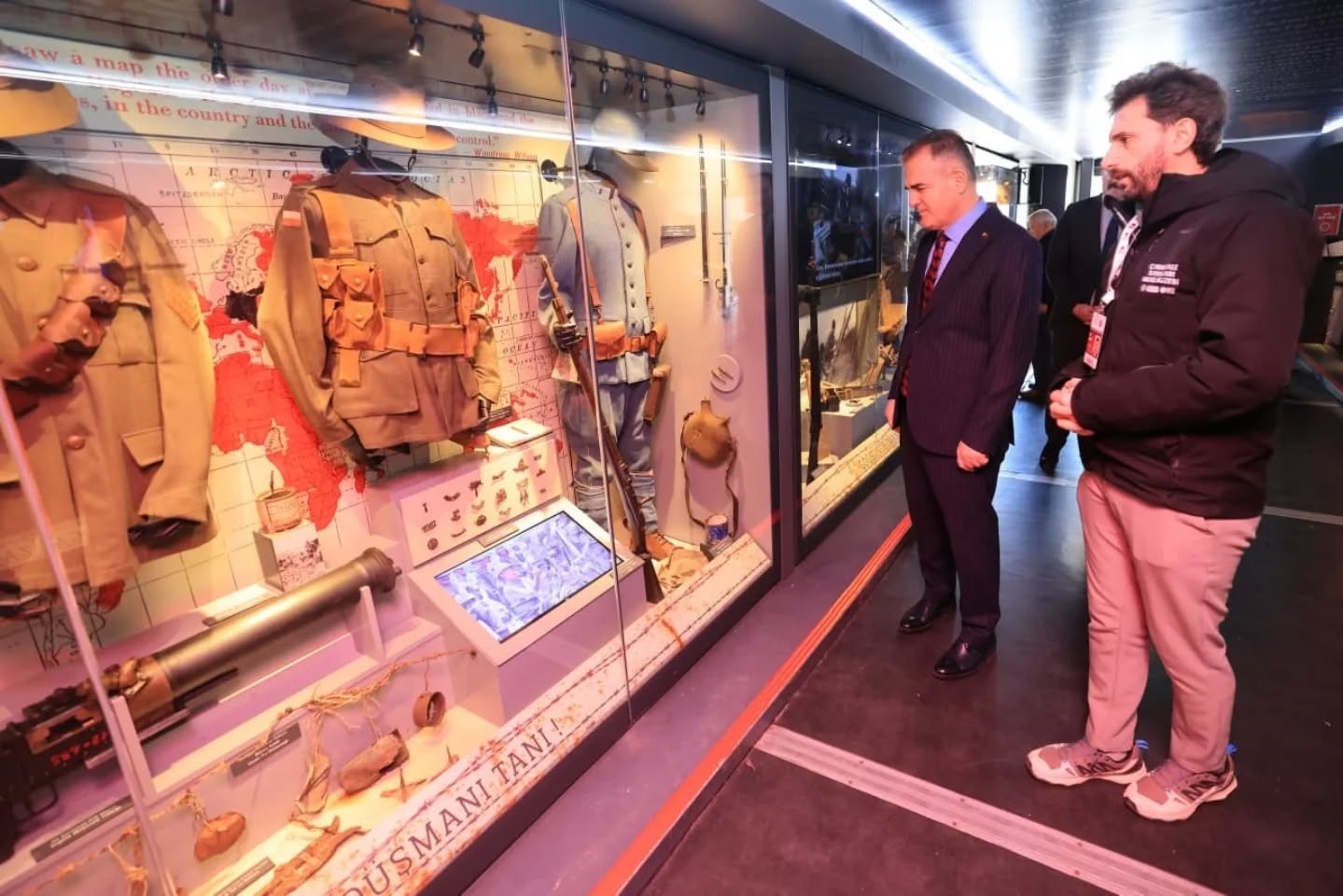 641569527 18409651120122467 2344077853610559796 N