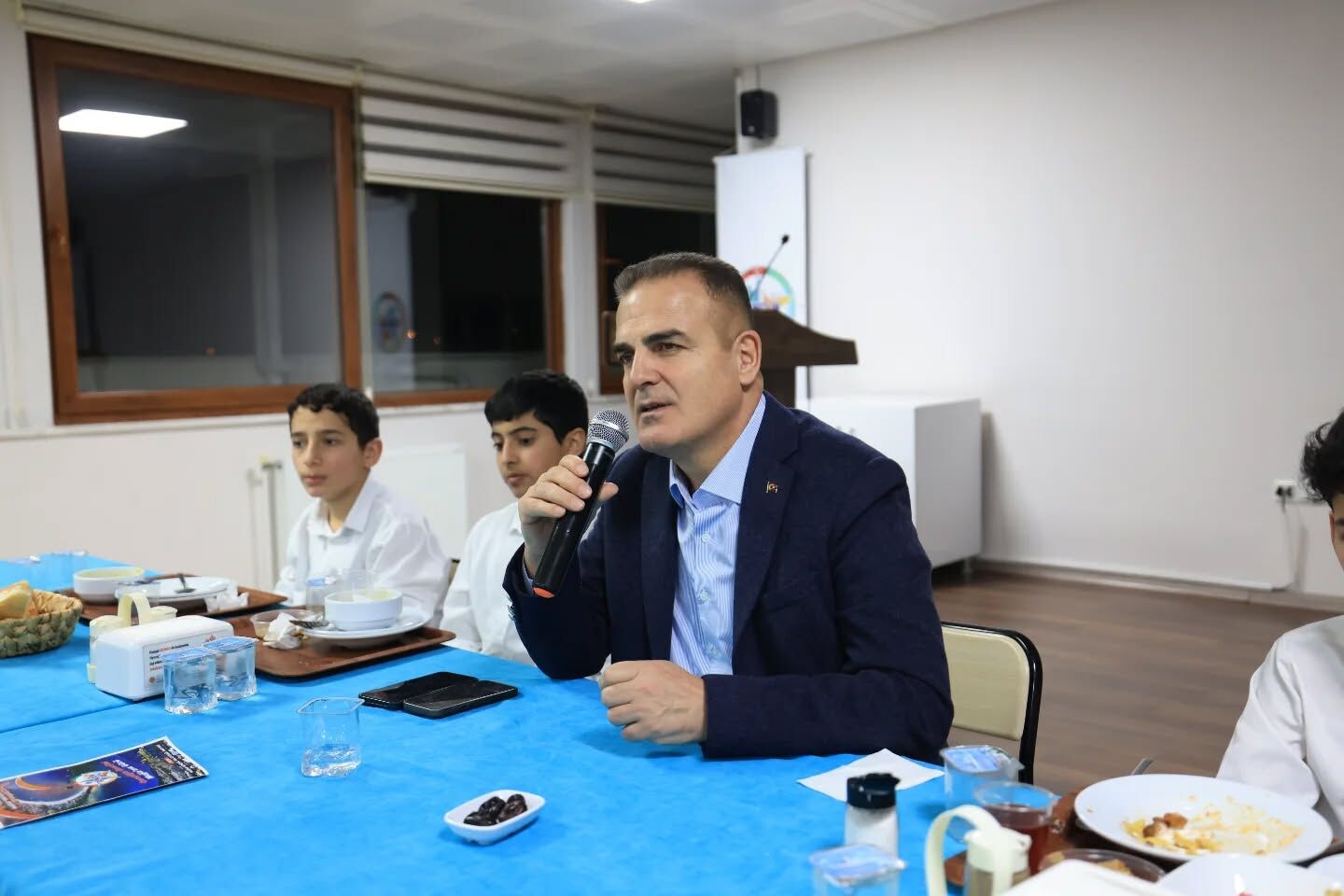 643201479 18410324062122467 1000007011614911631 N