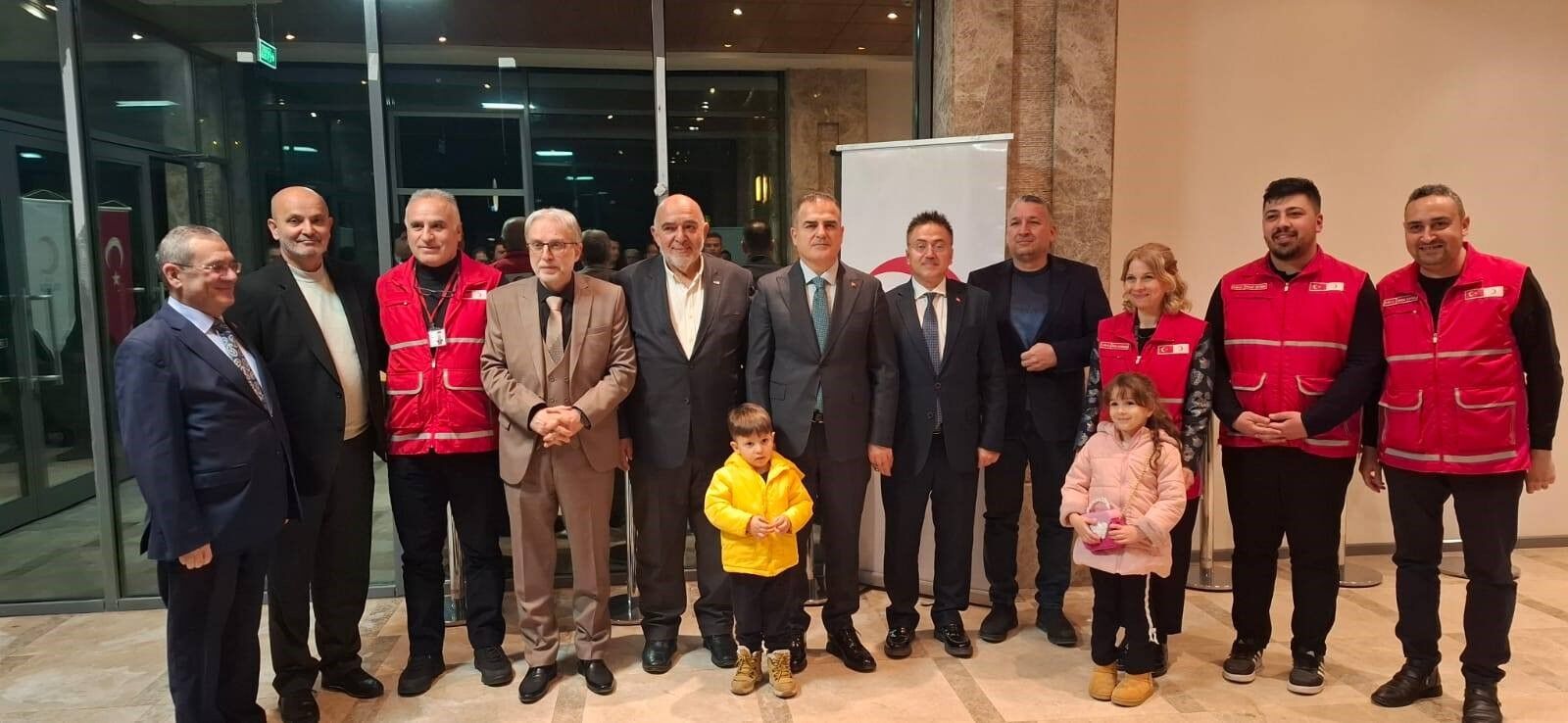 Türk Kızılay Muğla Şubesi’nden Anlamlı Ramazan İftarı (2)