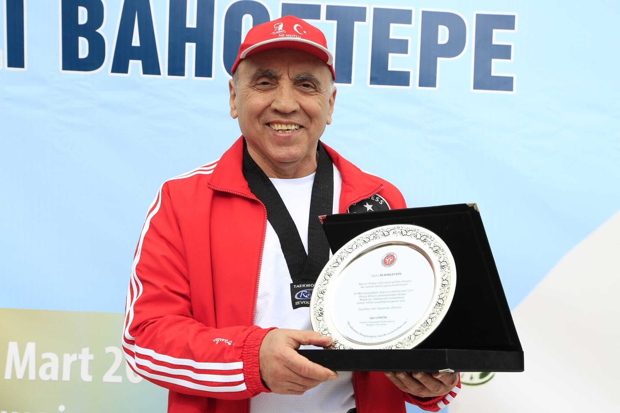 467305975 10226837797083377 8421547537437256928 N