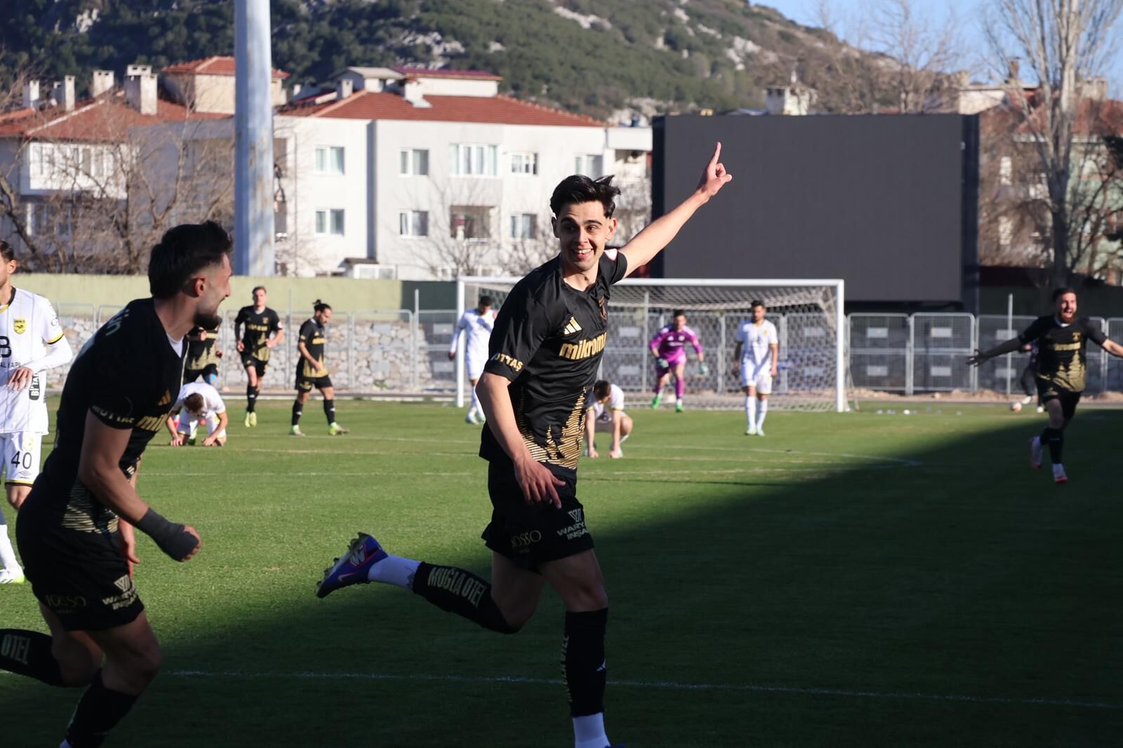 Whatsapp Image 2026 03 07 At 17.44.02 (1)