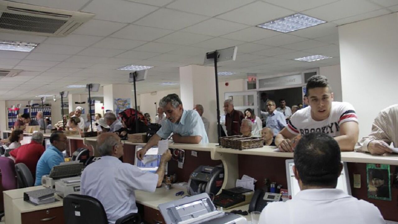 Dev şirket duyurdu: On binlerce kişi işten çıkartıldı