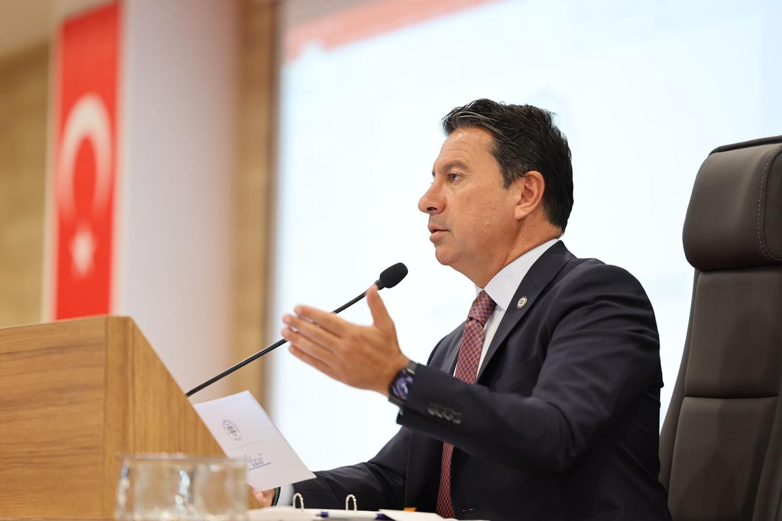 Büyükşehir Belediye Meclisi’nde Başkan Aras’tan Öğrencilere Müjde (1)