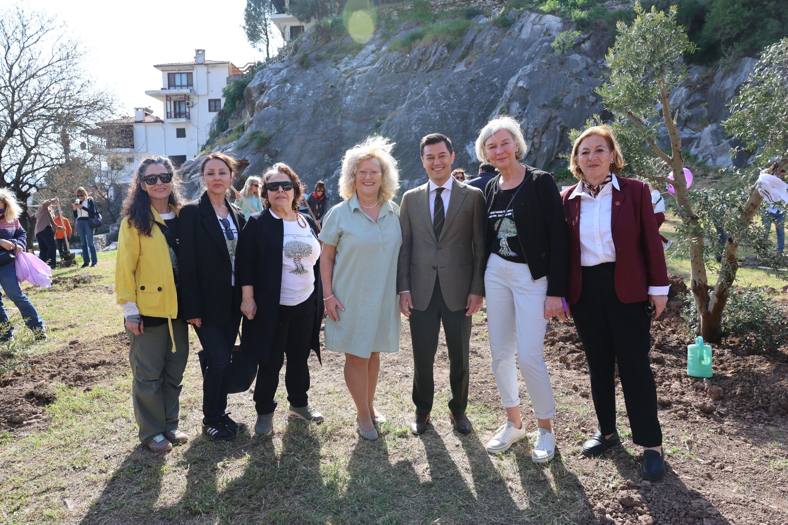 Marmari̇ste Umut Korusu Oluşturuldu (9)