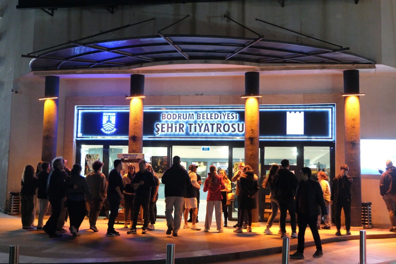 Bodrum Belediyesi Cambazin Cenazesi Dünya Tiyatro Gününde Sahnelendi (18)