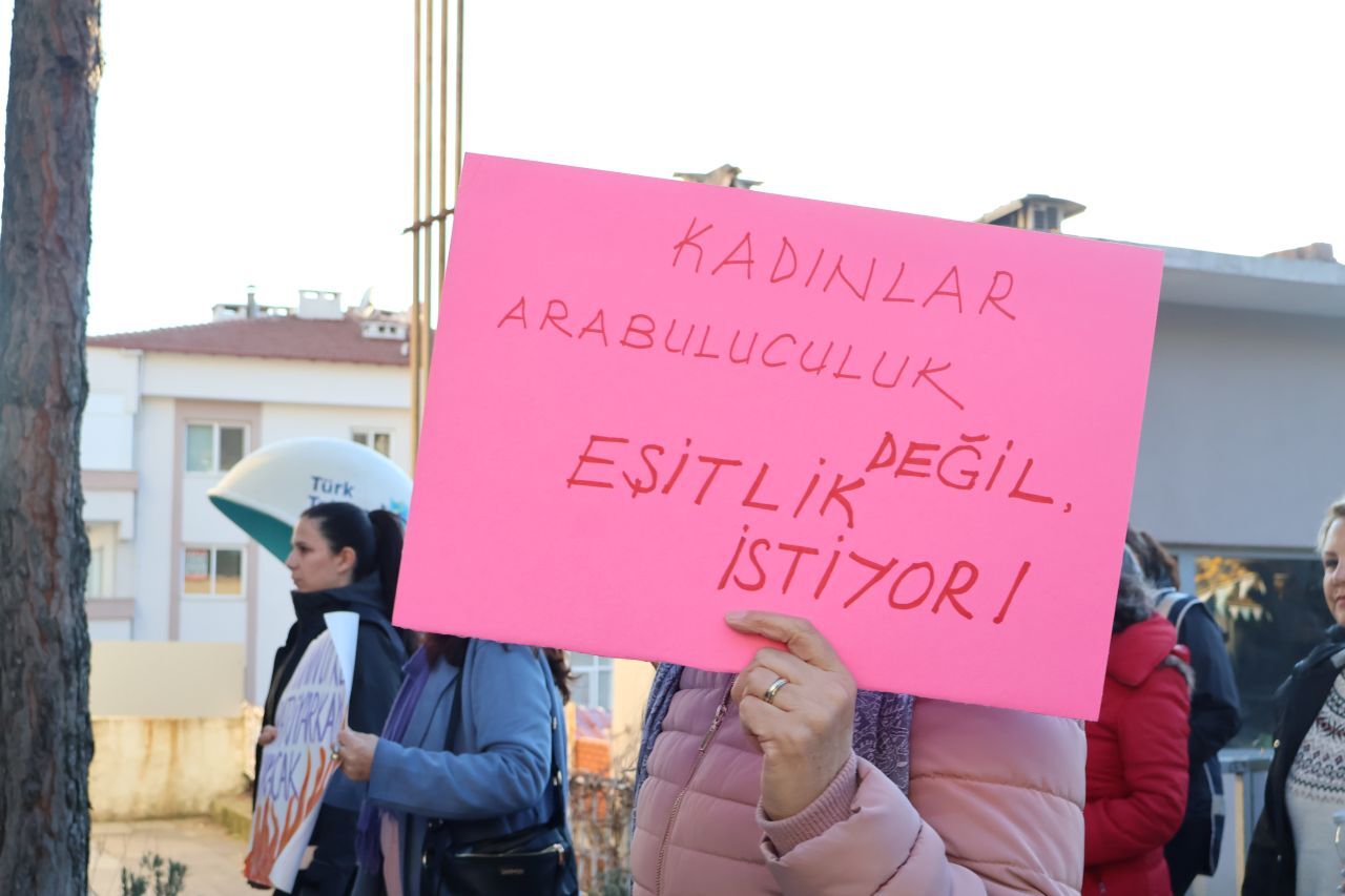 Menteşe Kadın Platformu“8 Mart Örgütlü Kadın Direnişinin Adıdır” (8)