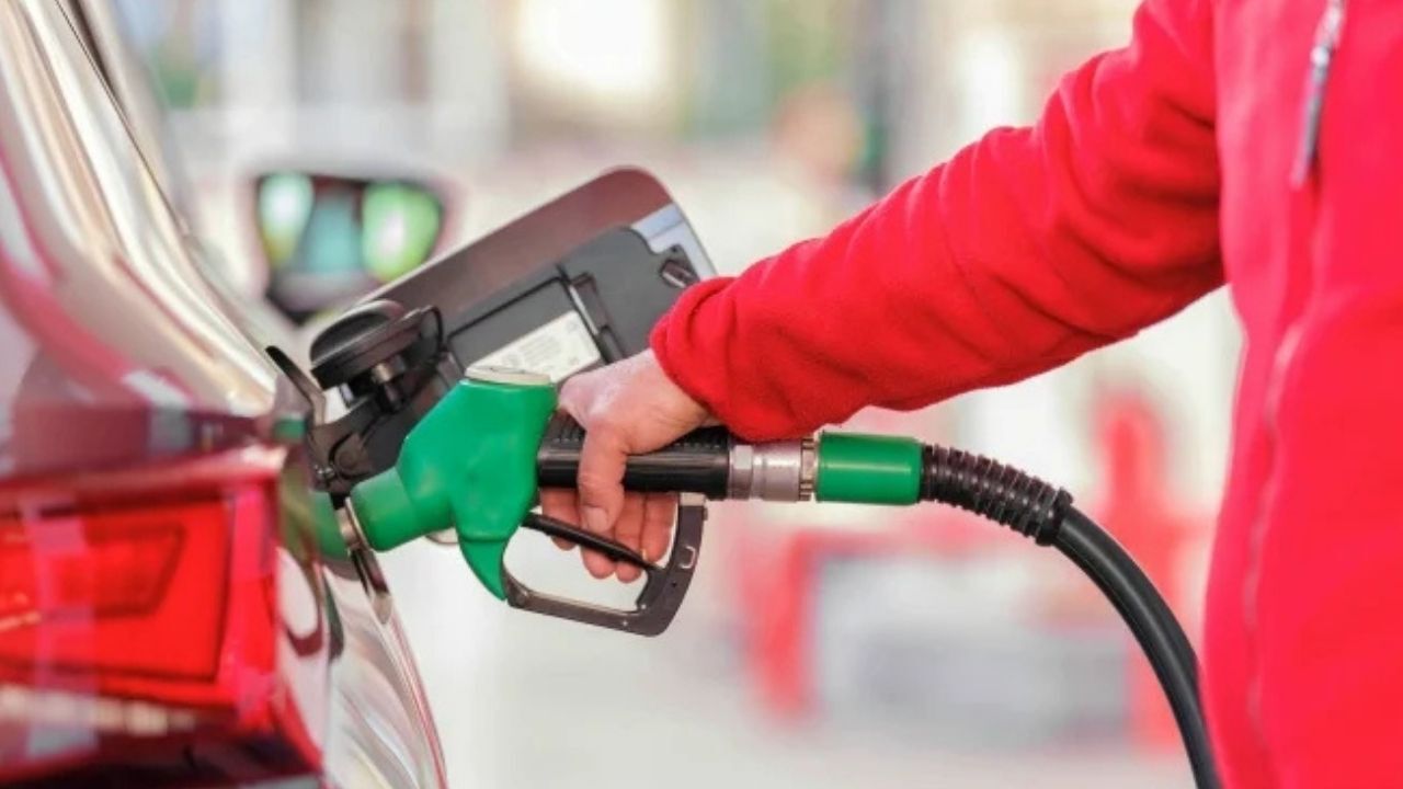 Akaryakıta büyük indirim geliyor! Bugün benzin ve motorin ne kadar oldu?