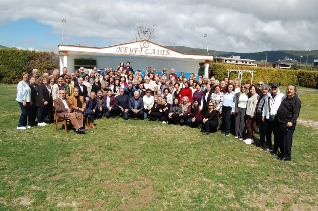 Muğla’da Eski SSK Hastanesi Çalışanları Kahvaltıda Buluştu