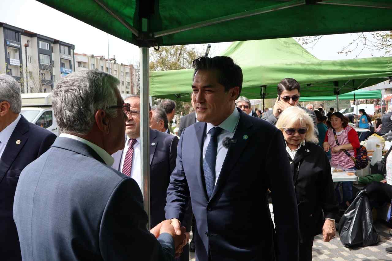 İyi̇ Partili Kavuncu’dan Menteşe Pazarına Ziyaret (1)