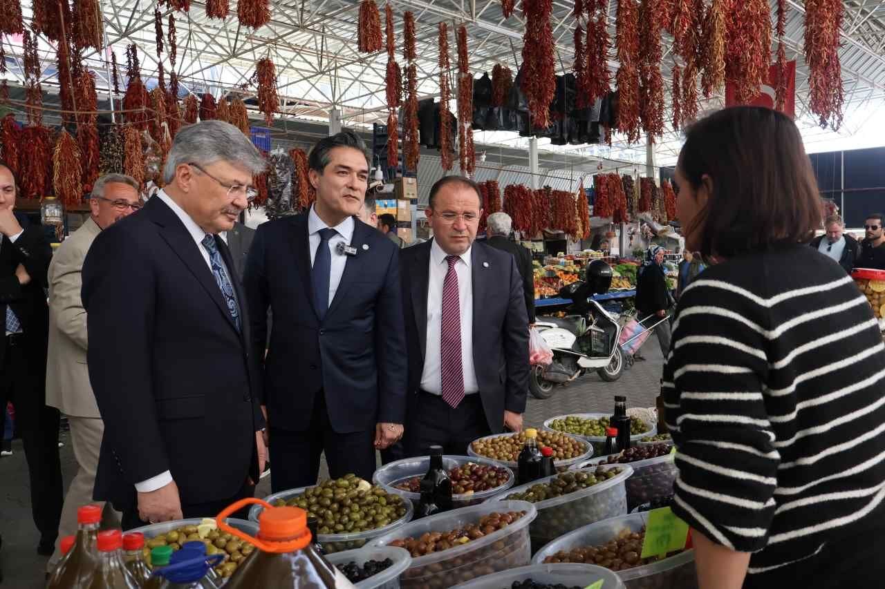 İyi̇ Partili Kavuncu’dan Menteşe Pazarına Ziyaret (3)