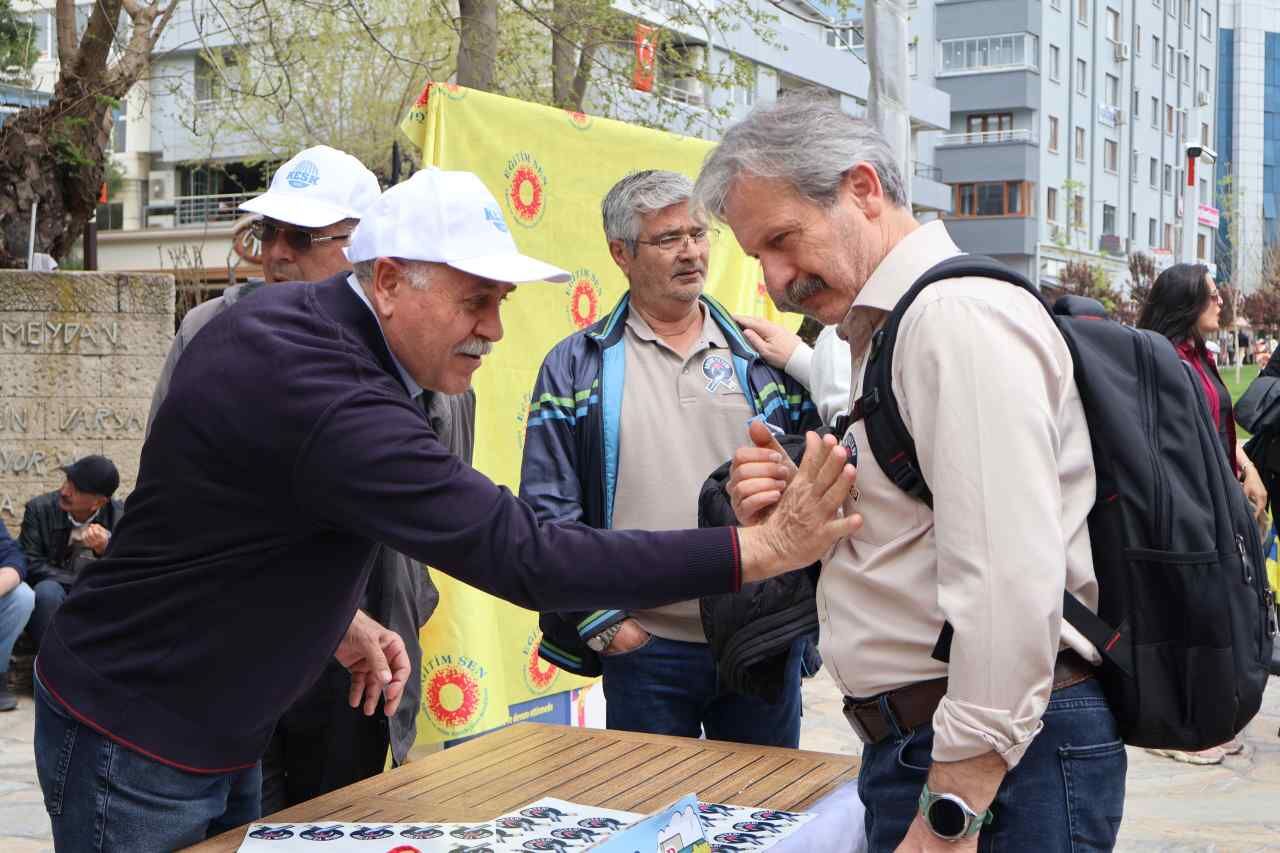 Muğla’da Eğitimcilerden Şiddete Karşı Yaşam Nöbeti (3)