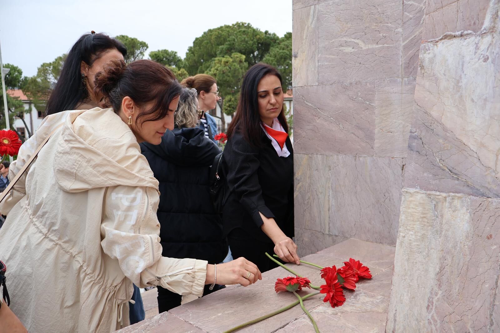 Muğla’da Okul Saldırısı İçin Gıyabi Cenaze Namazı Kılındı (7)