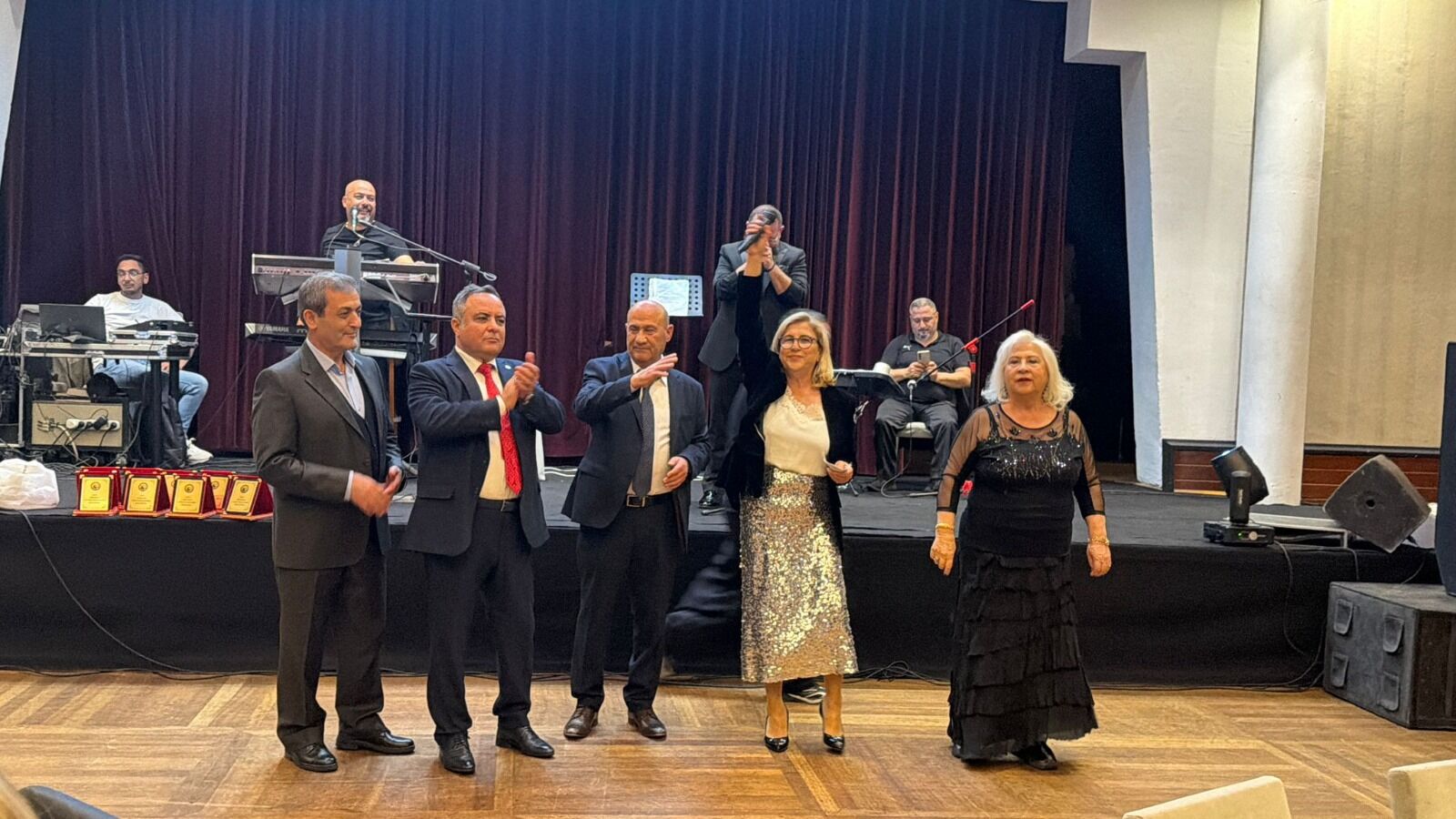 İzmir Muğlalılar Derneği Üyeleri Kuşadası’nda Buluştu (2)