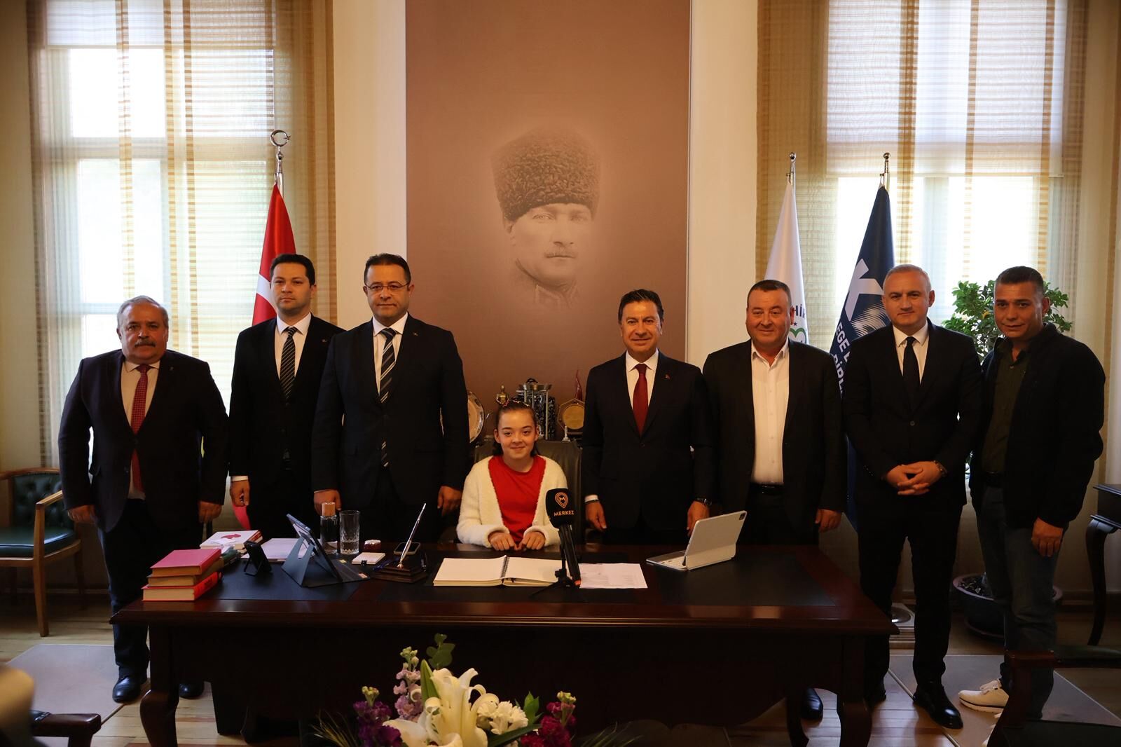 Muğla’da Koltuk Azra’ya Emanet Edildi (1)