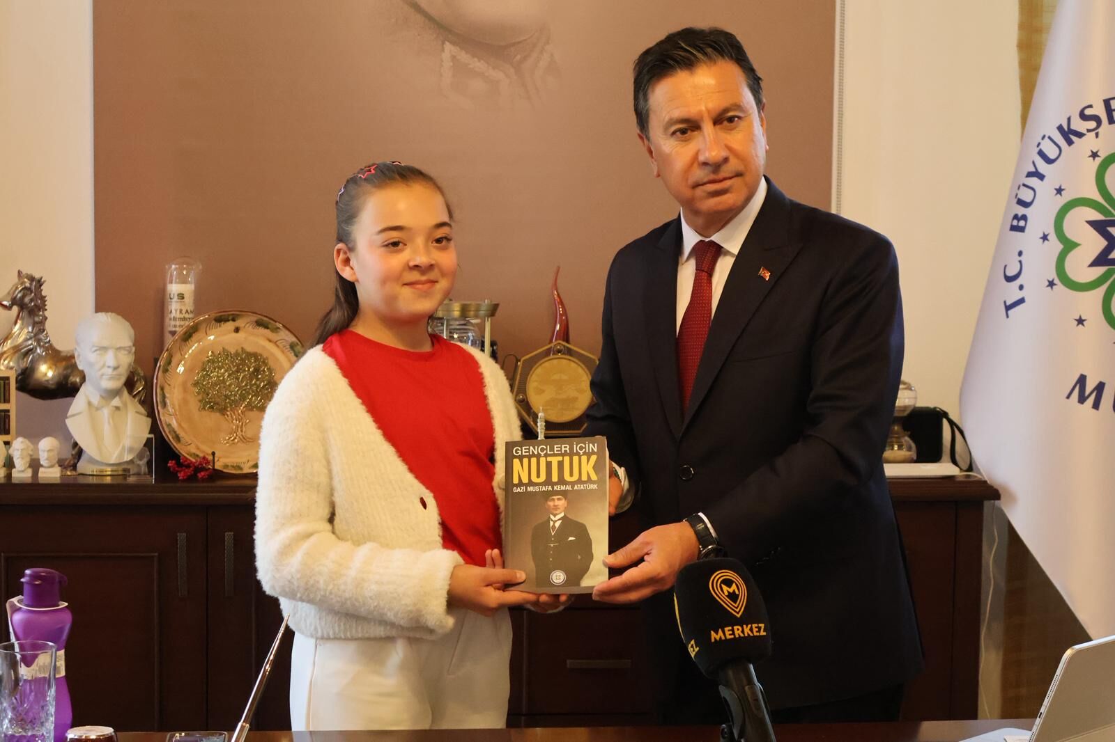 Muğla’da Koltuk Azra’ya Emanet Edildi (3)