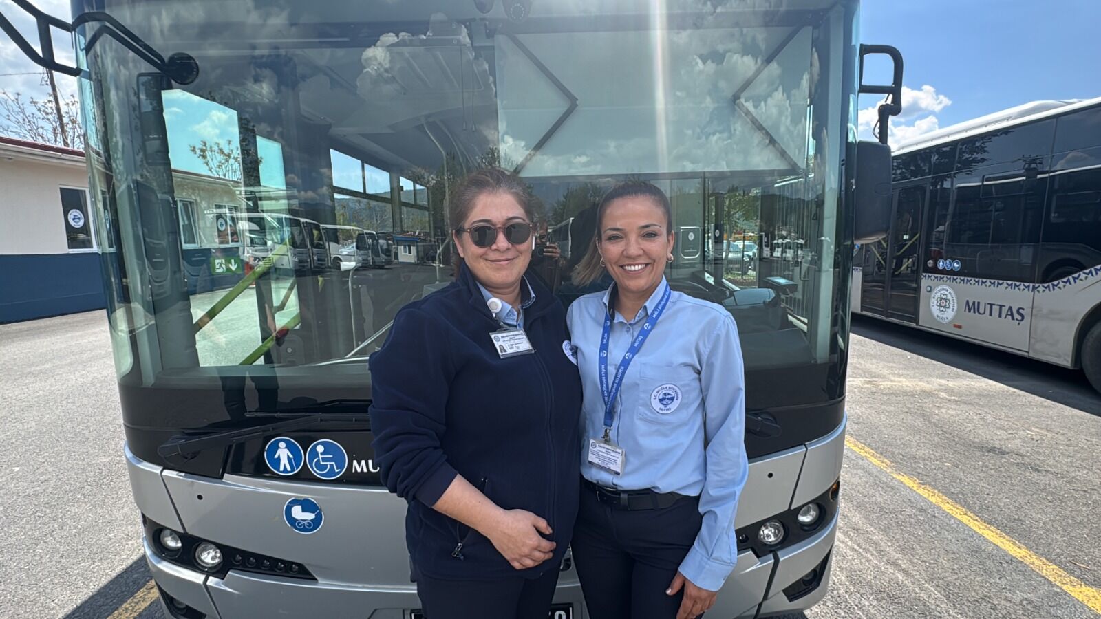 Muğla’da Kadın Şoförden Dmd Hastalarına Şiirle Destek (2)