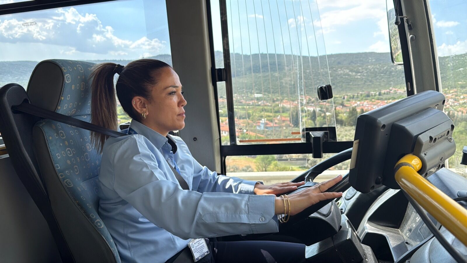 Muğla’da Kadın Şoförden Dmd Hastalarına Şiirle Destek (5)