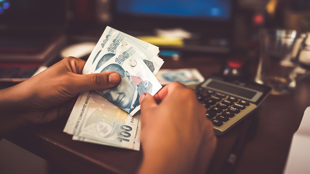 Maaş Para Tl Manşet