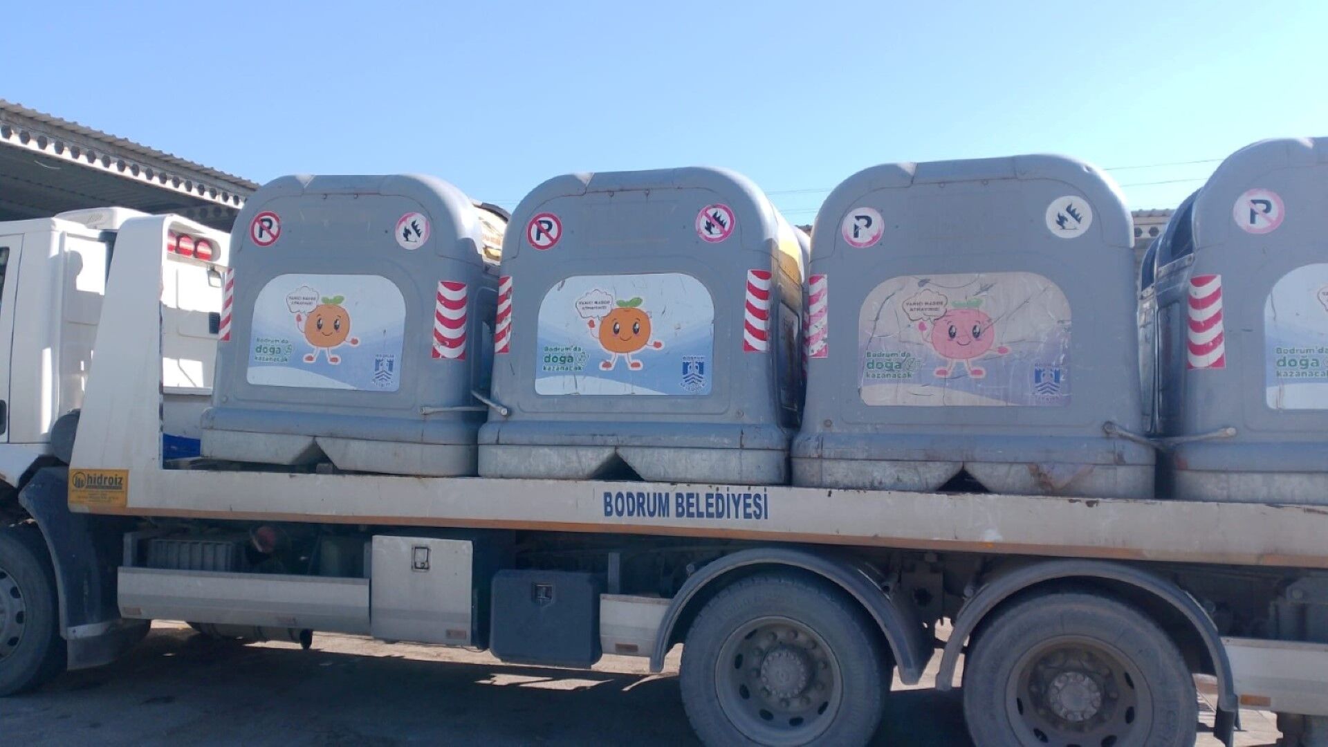 Bodrum Belediyesi Belediyeden Konteyner Yenileme Çalışmalari (3)