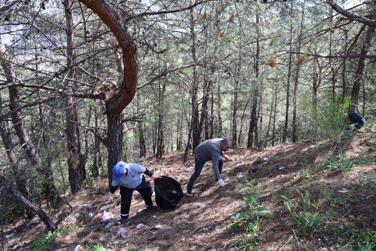 Seyi̇r Tepesi̇ Temi̇zli̇k (4)