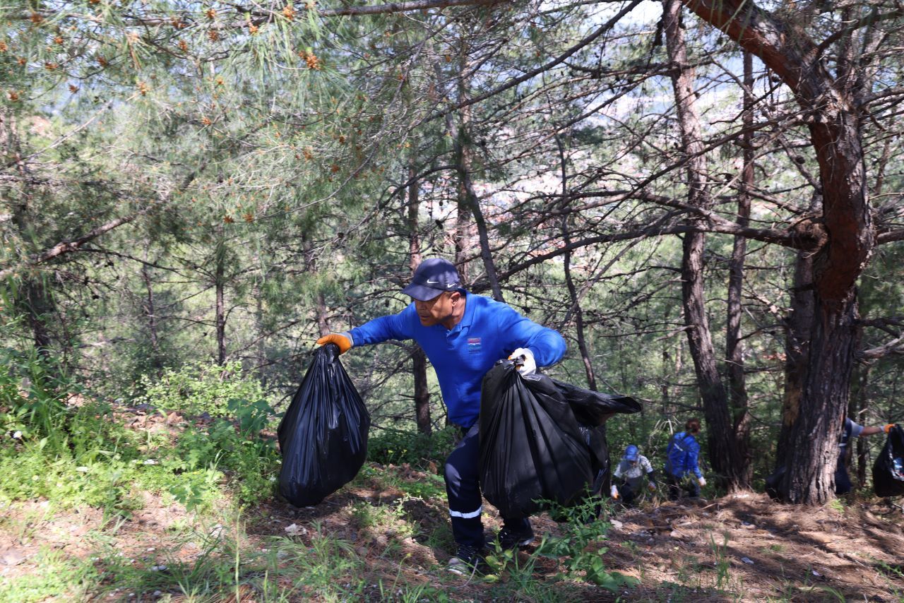 Seyi̇r Tepesi̇ Temi̇zli̇k (8)