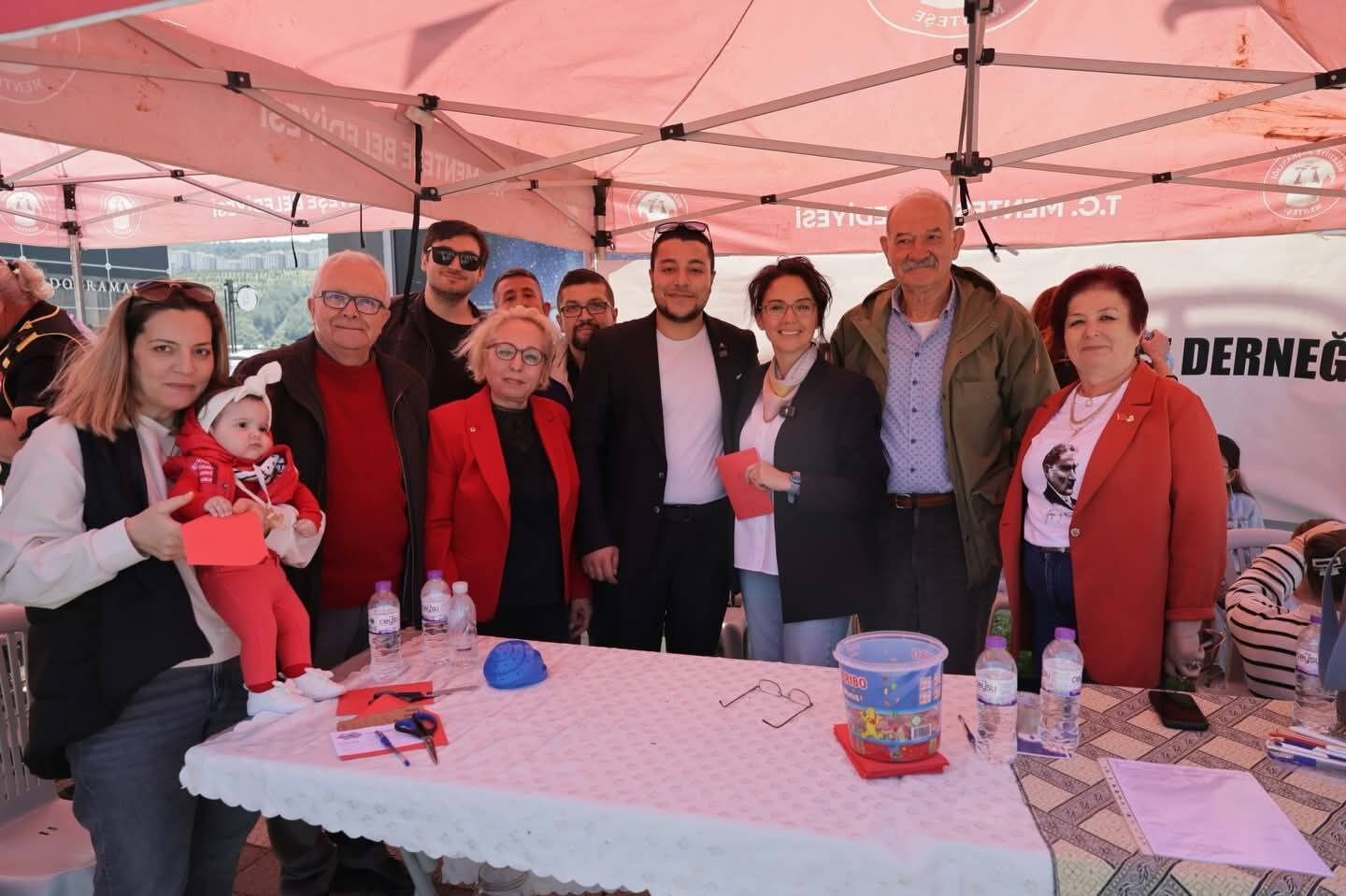 Atatürkçü Düşünce Derneği’nden 23 Nisan’a anlamlı etkinlik