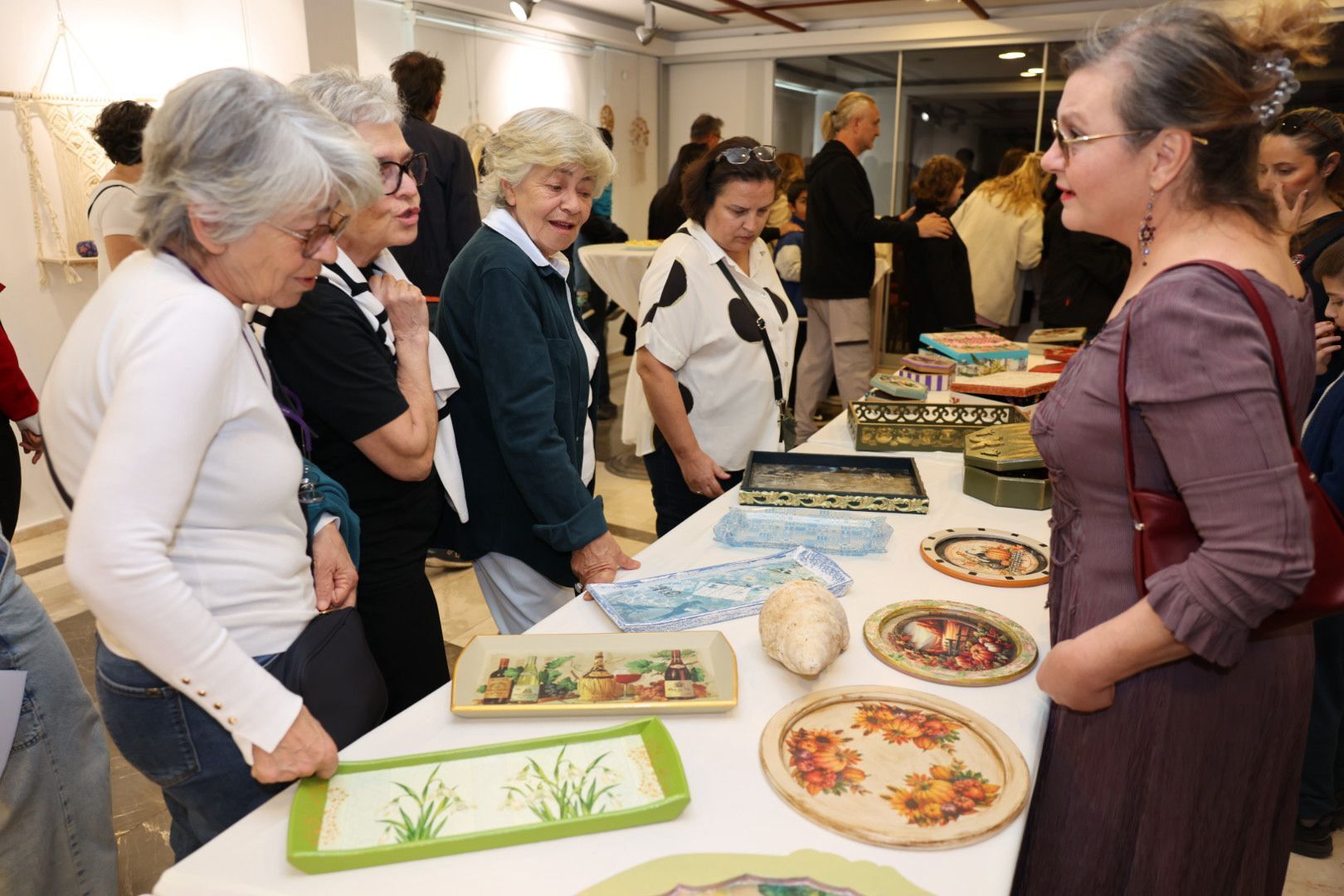 Kursi̇yerler Sergi̇ (2)