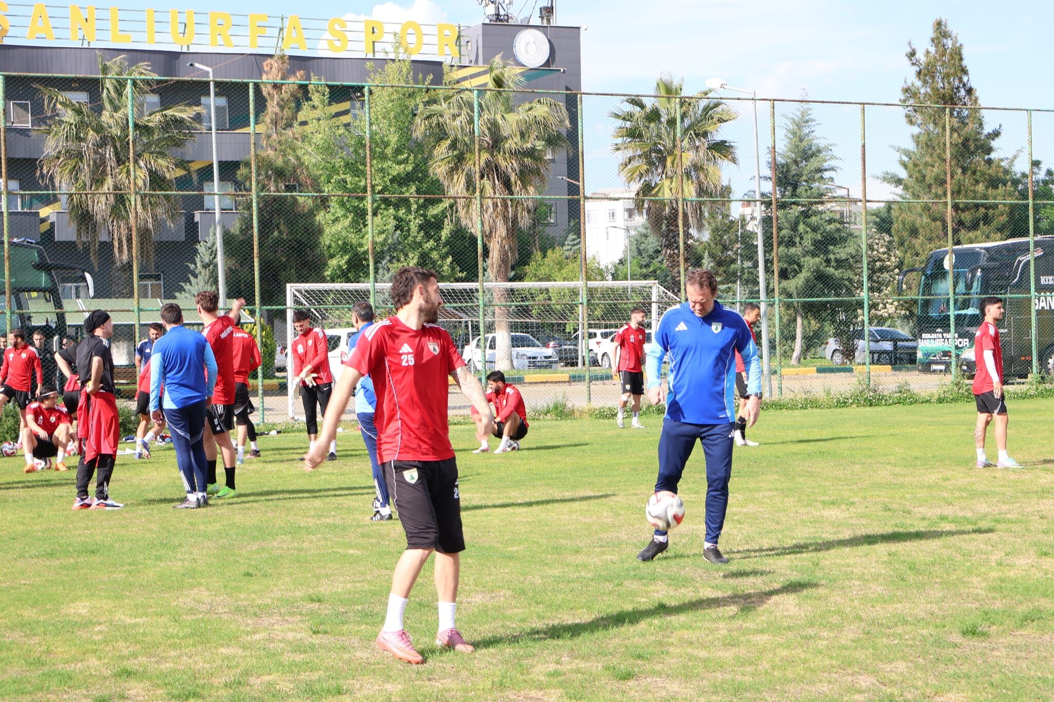 Muğlaspor Şanlıurfa’da Play Off Öncesi Hazırlıklar Tamam (4)