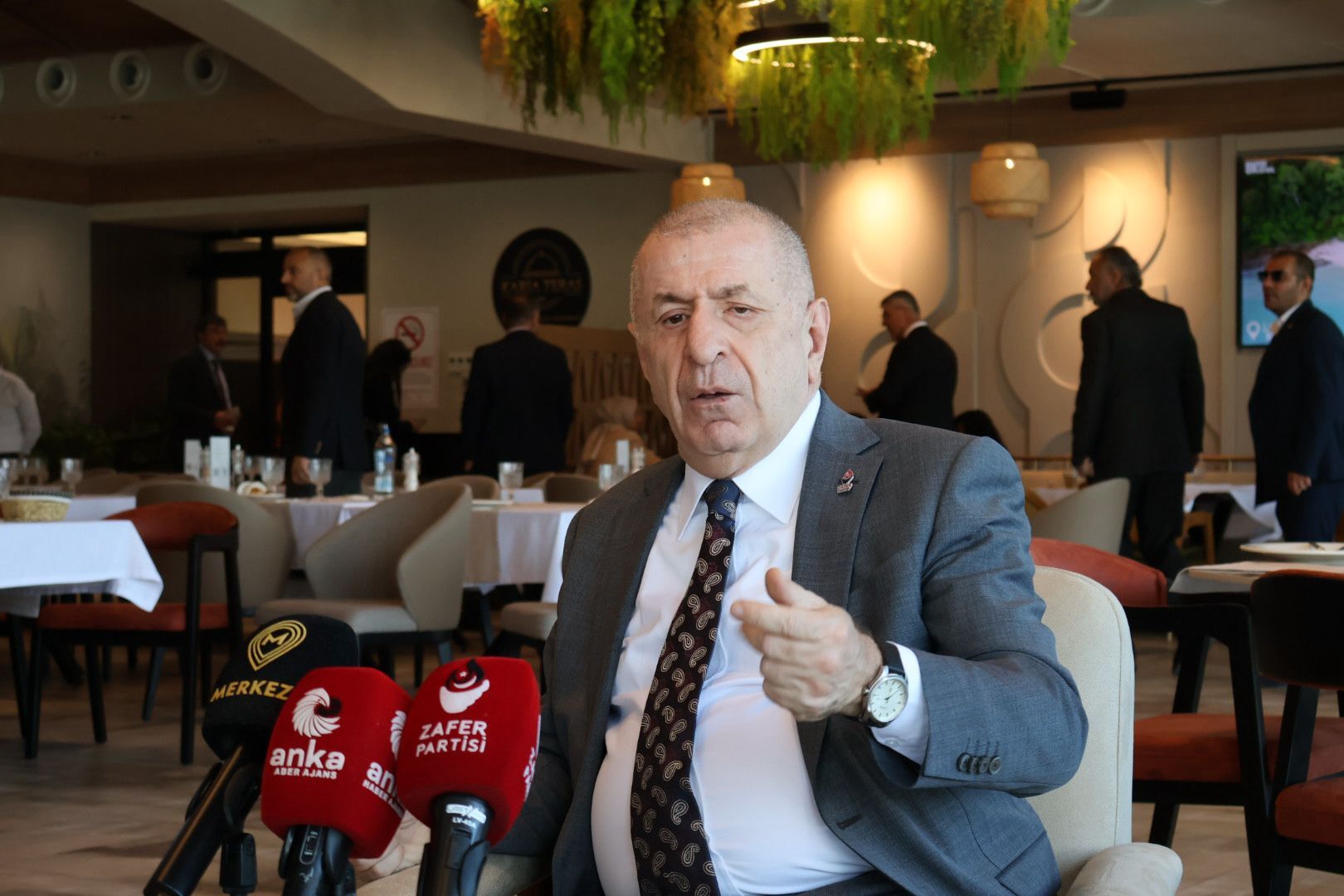 Ümit Özdağ Muğla’da konuştu: “Türkiye ağır bir kriz sürecinden geçiyor”