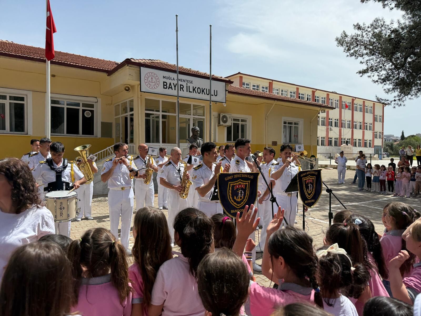 Muğla’da Minik Eller İlk Mektuplarını Mehmetçiğe Yazdı (8)