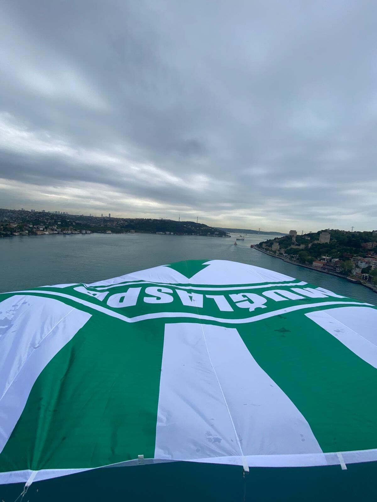 Muğlaspor Bayrağı İstanbul Boğazı’nda Dalgalandı (1)-1