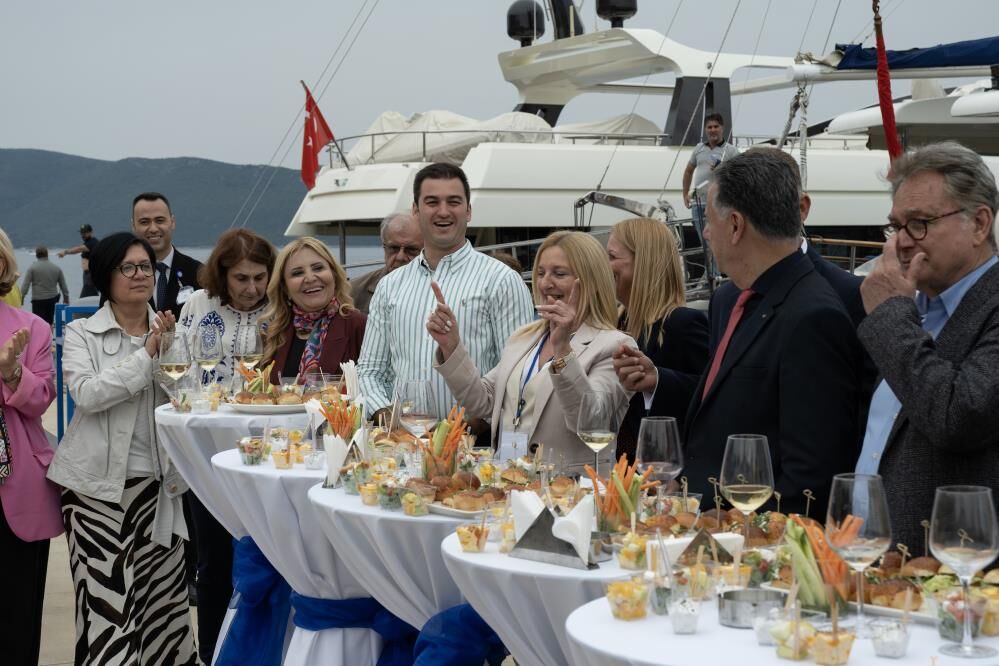 İki Yaka Dostluğu Bodrum’da Buluştu