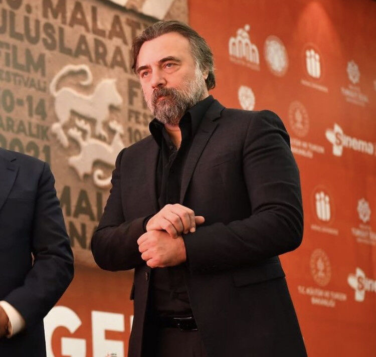 Oktay Kaynarca 1