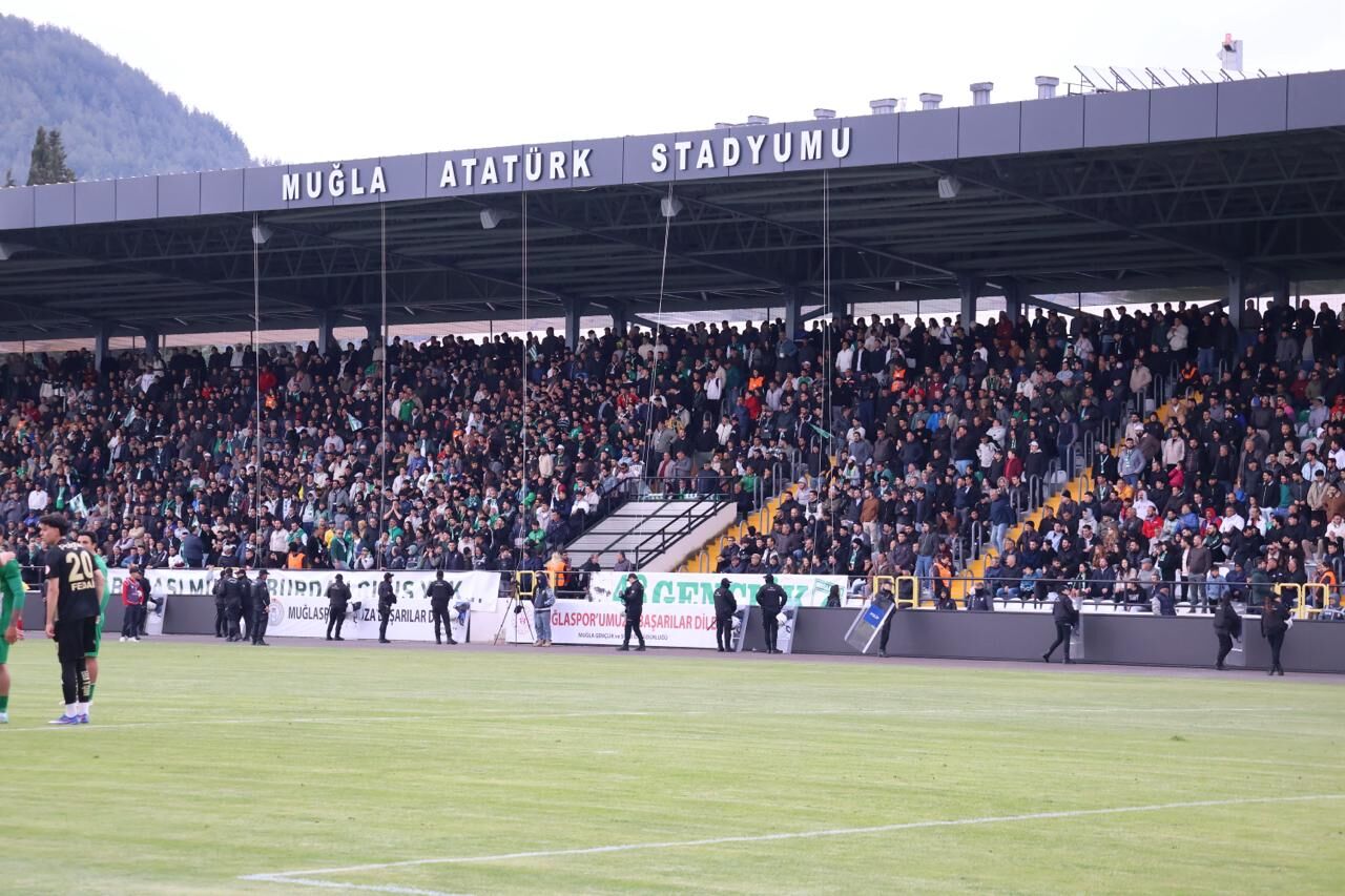 Spor