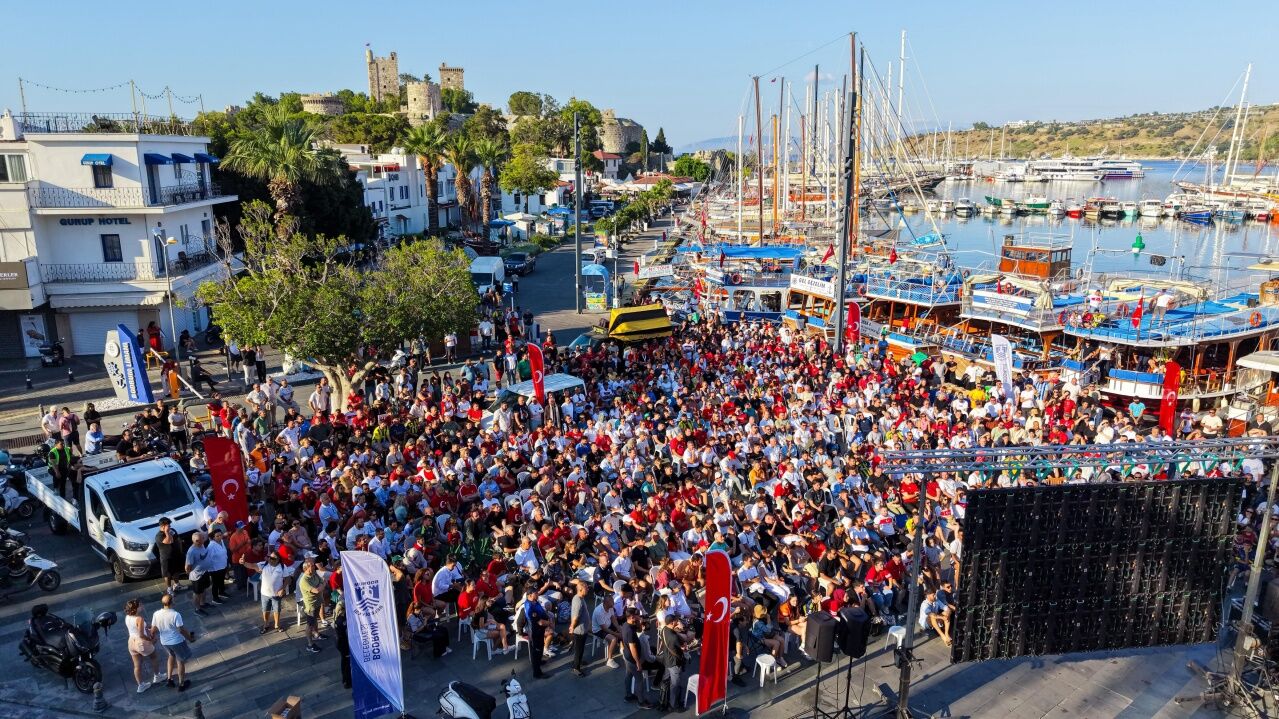 Bodrum’da Dünya Kupası Heyecanı Dev Ekranda Yaşandıaw725257 06