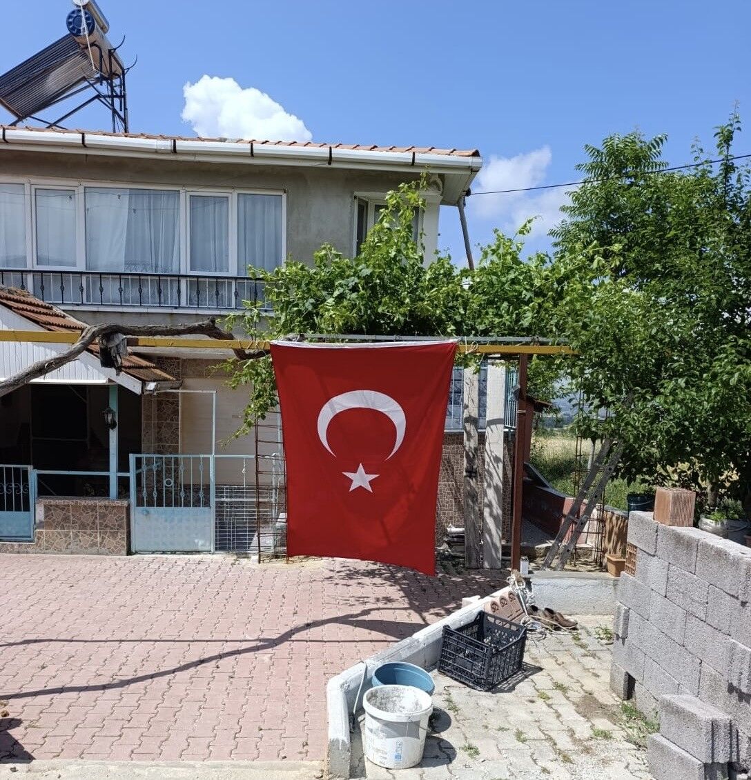 Denizli’de Şehit Evine Bayrak Asıldıaw725297 04