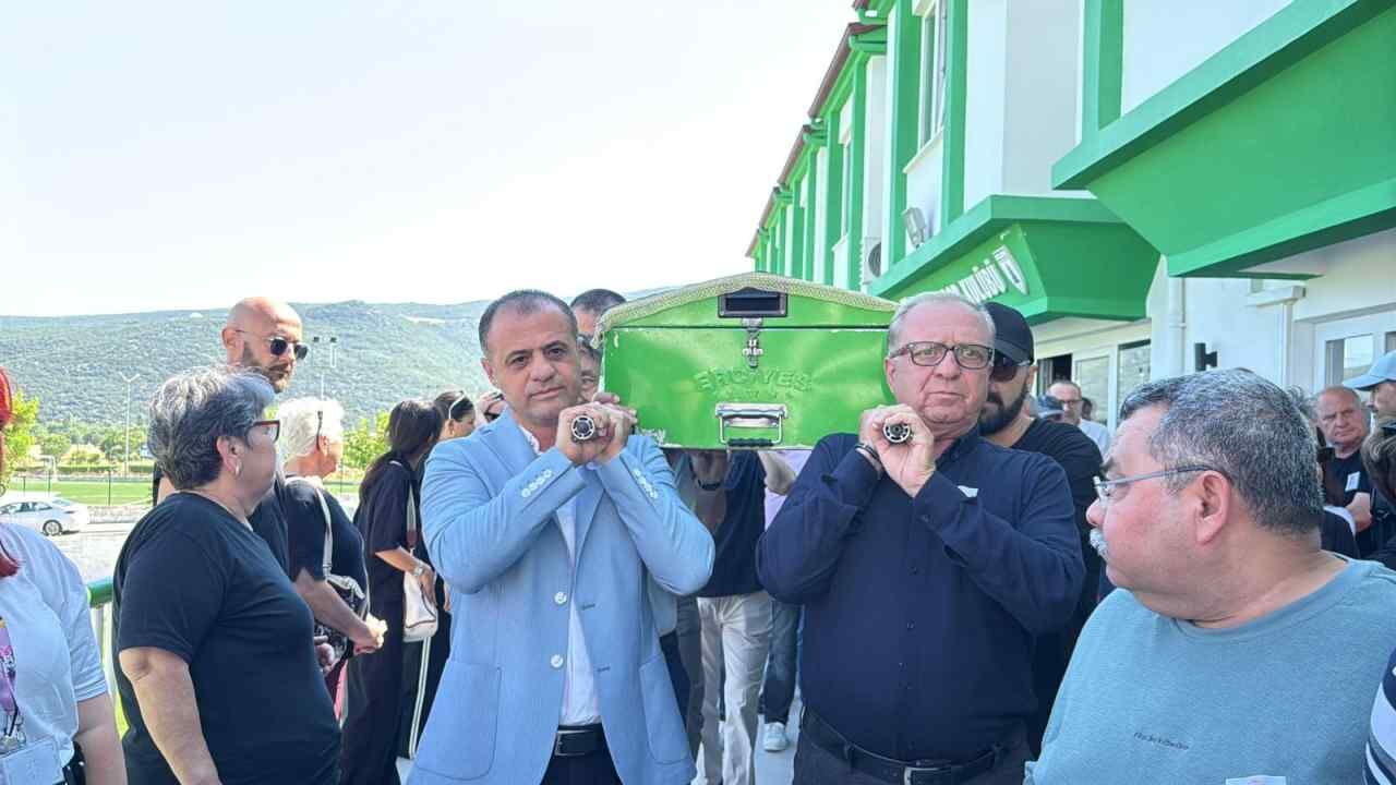 Akın Çavas Son Yolculuğuna Uğurlandı (2)