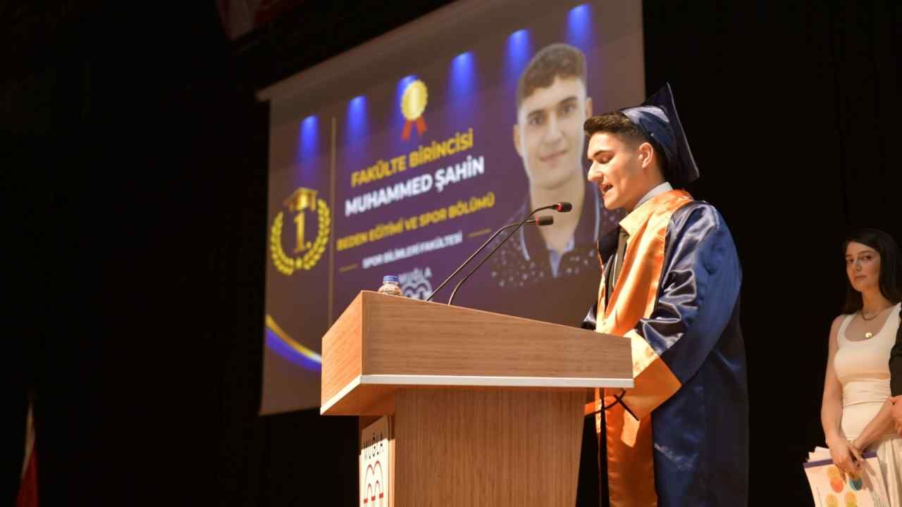 Mskü Spor Bilimleri Fakültesi Mezunlarını Uğurladı (6)