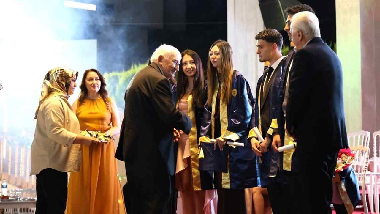 Hamdi Yücel Gürsoy’dan Mezunlara Gelecek Mesajı (2)