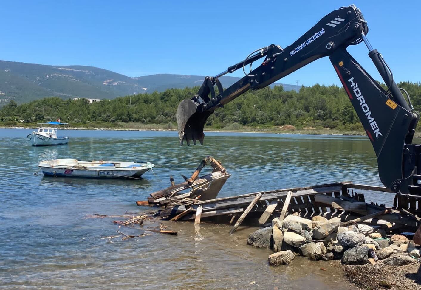 Milas’ta Kıyı İşgaline Geçit Verilmedi (2)