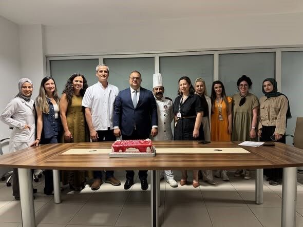 Muğla’da Diyetisyenler Günlerini Pasta Ile Kutladı (2)