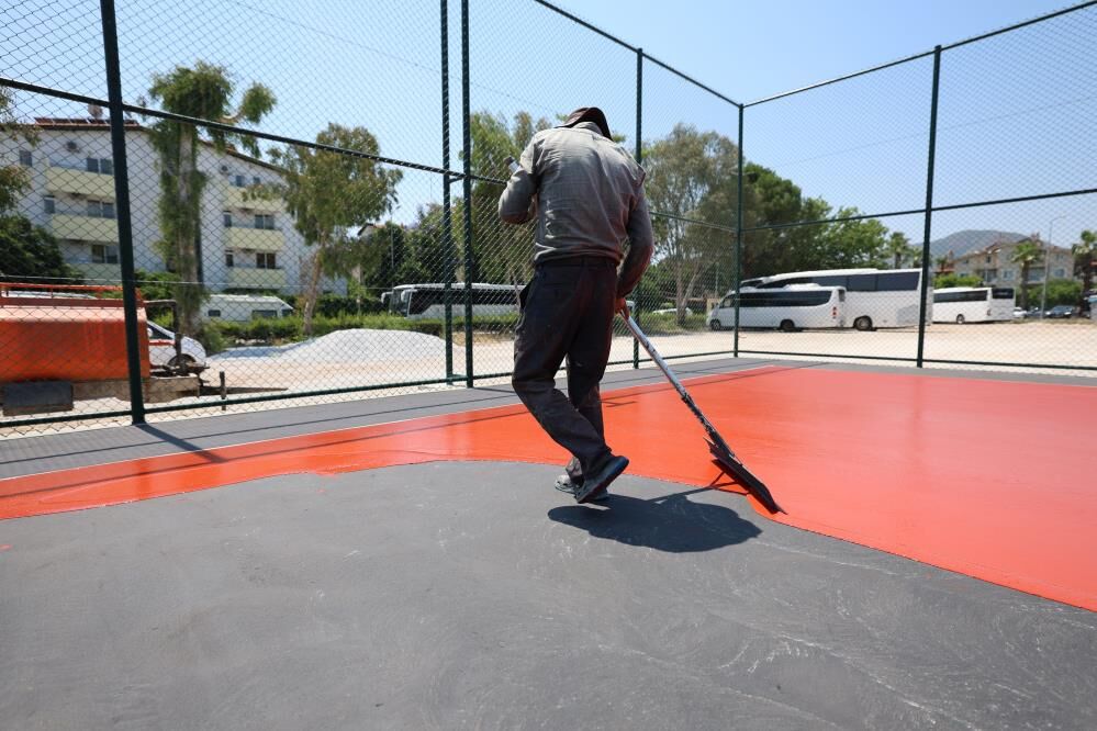 Marmaris’te Semt Spor Sahaları Beş Mahallede Sona Yaklaştı (1)