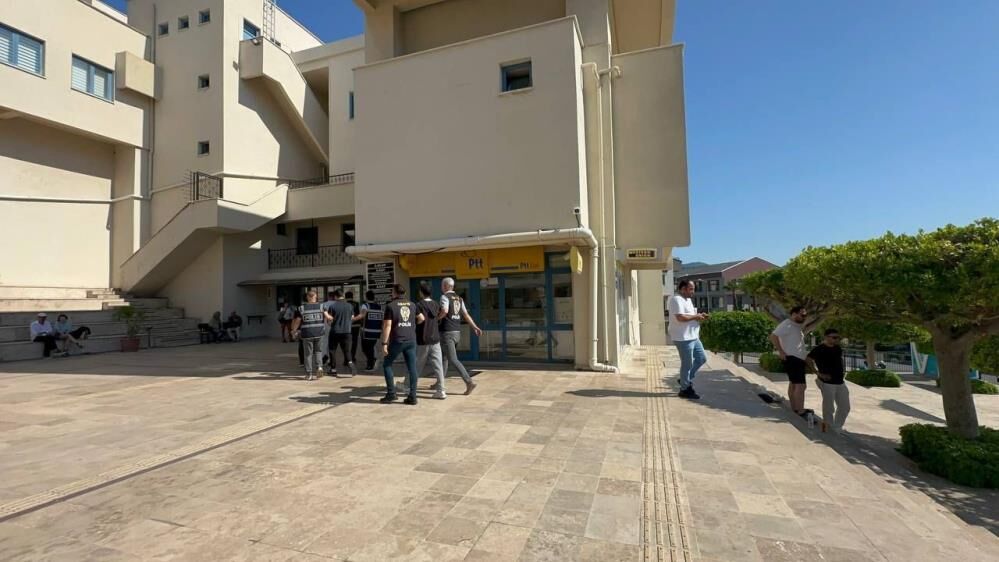 Marmaris’te Restorana Silahlı Saldırı Soruşturmasında 5 Şüpheli Adliyeye Sevk Edildi (2)