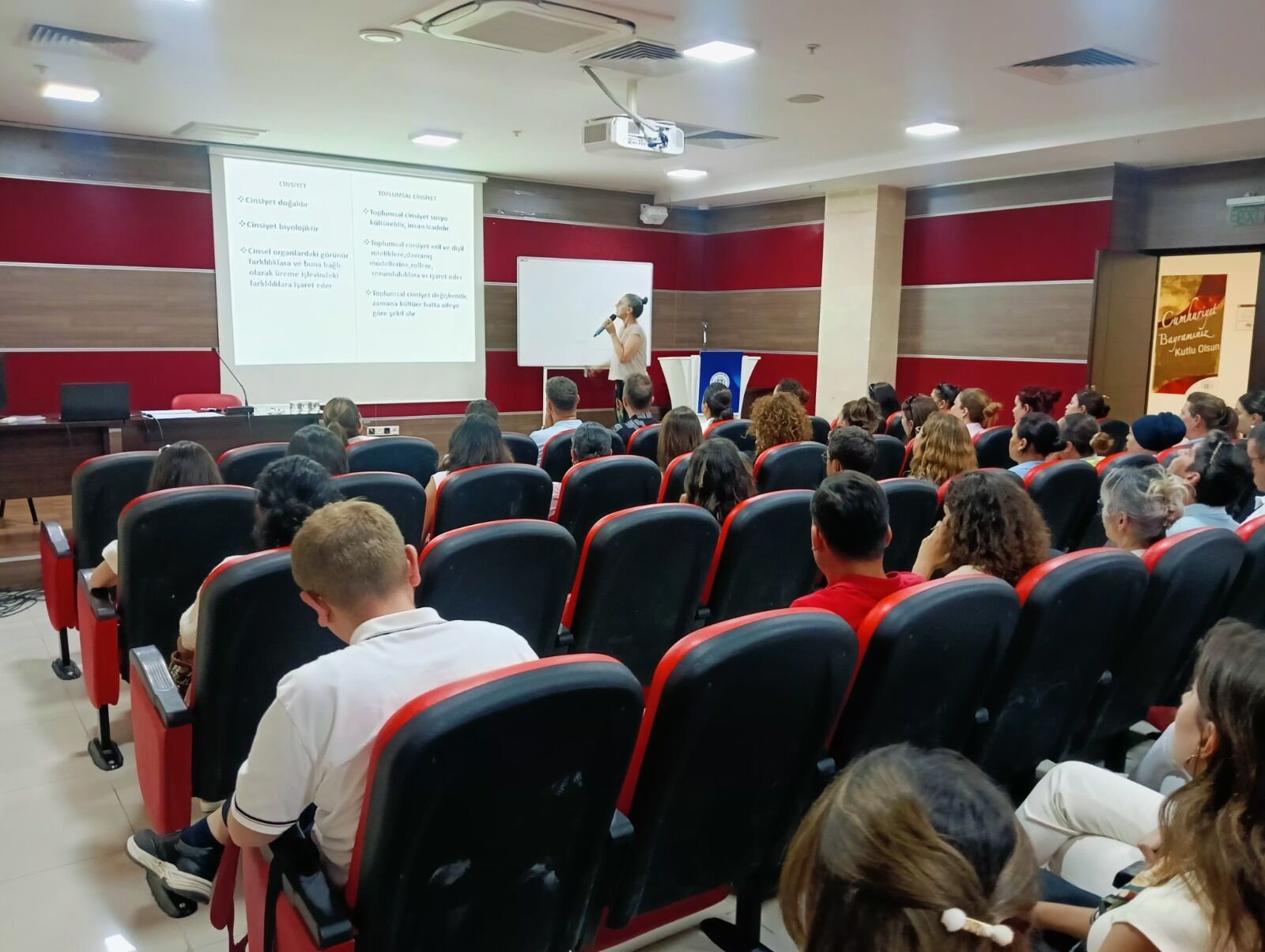 Muğla Büyükşehir Personeline Toplumsal Cinsiyet Eşitliği Eğitimi (2)
