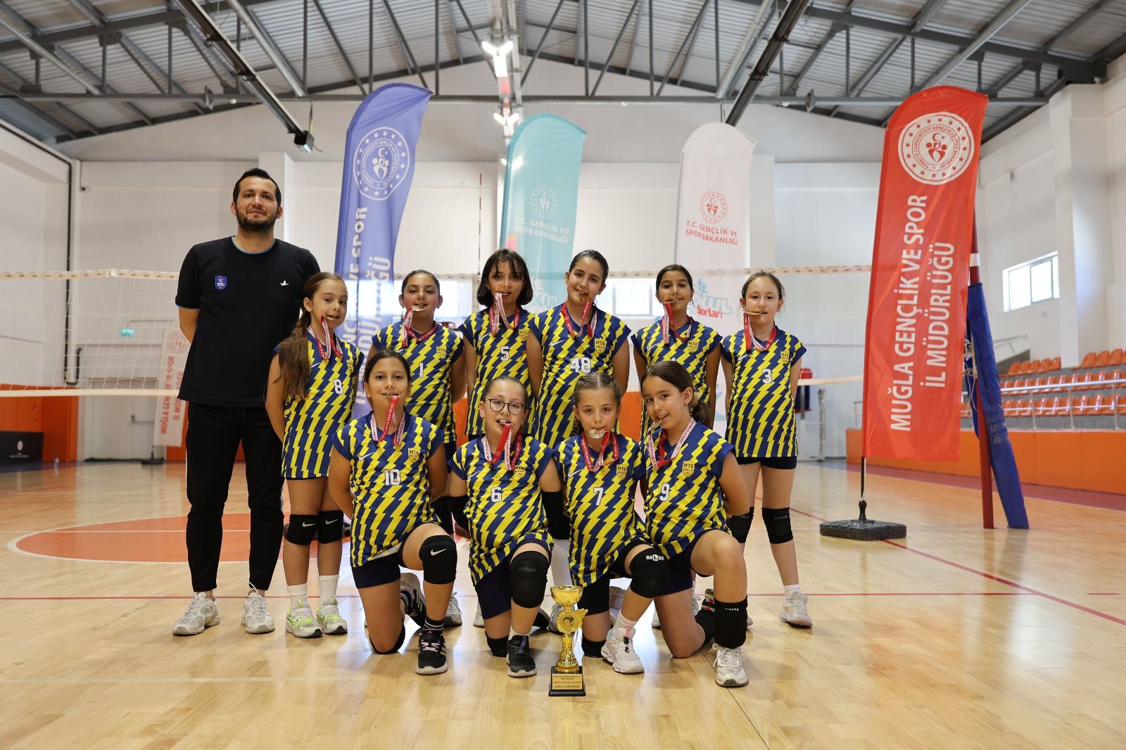 Mtk Koleji’nde Ikinci Il Şampiyonluğu Sevinci (2)