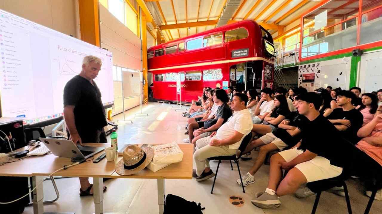 Menteşe Anadolu Lisesi Öğrencileri Cern’de (3)